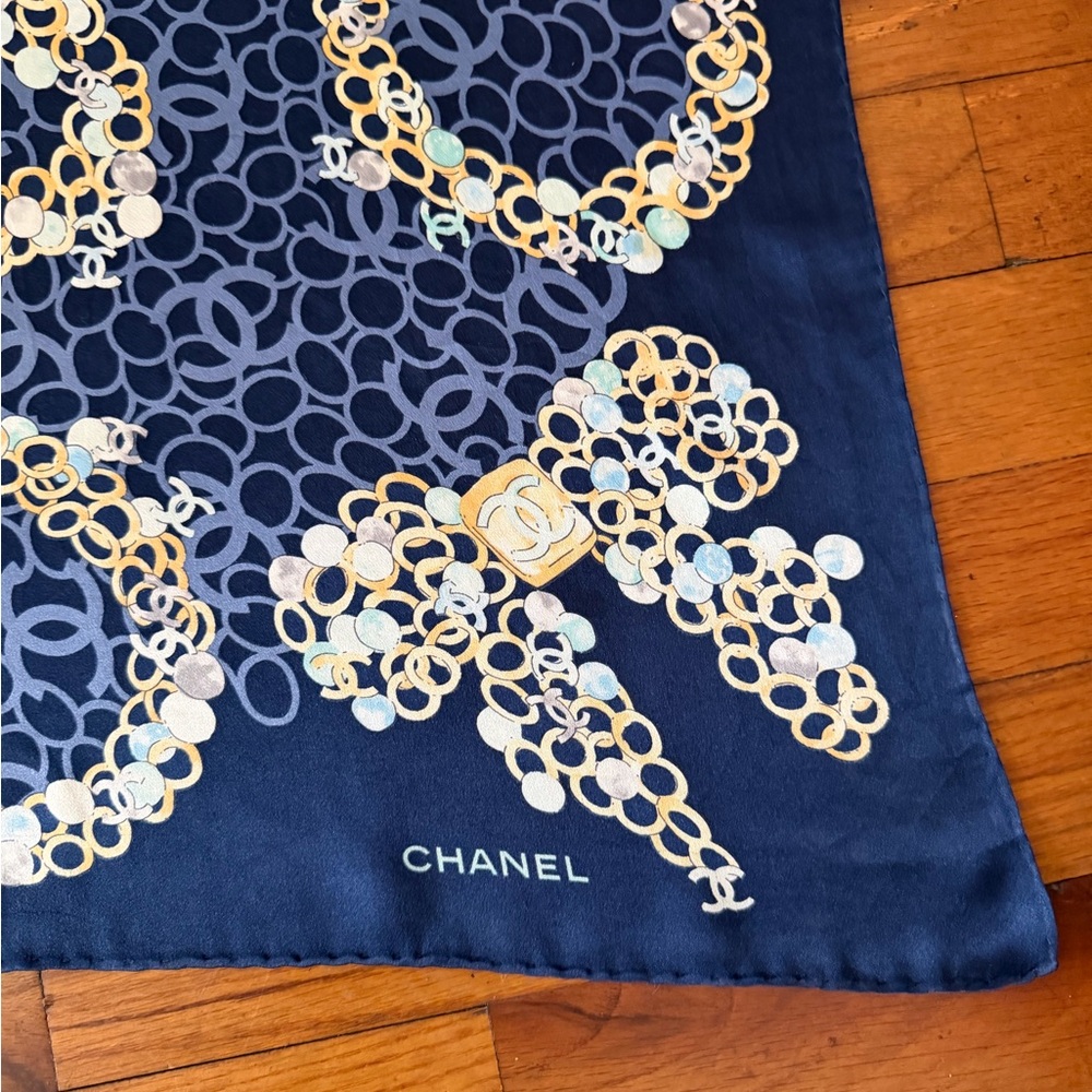 Chanel Coco No. 5 Midnight Blue and Gold Silk Scarf. - Picture 2 of 10